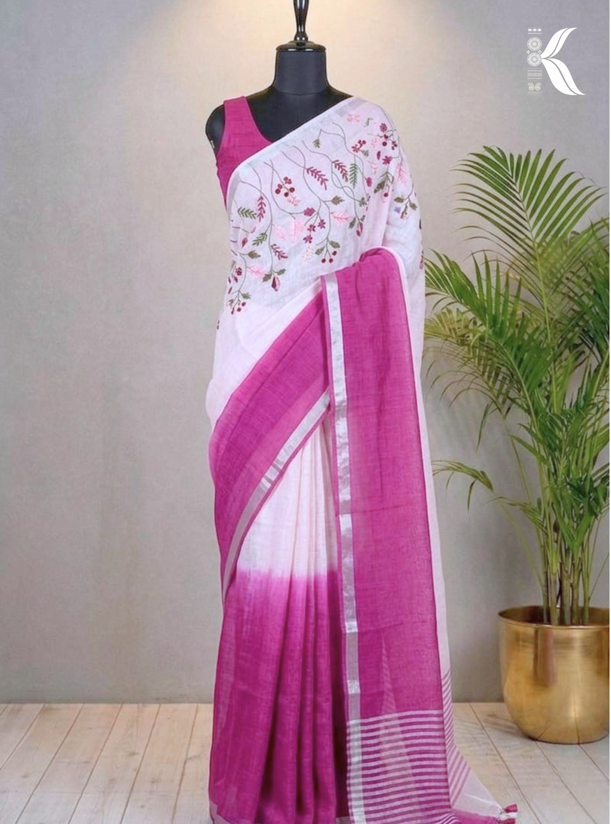 Sanjana Hand-embroidered Linen Saree