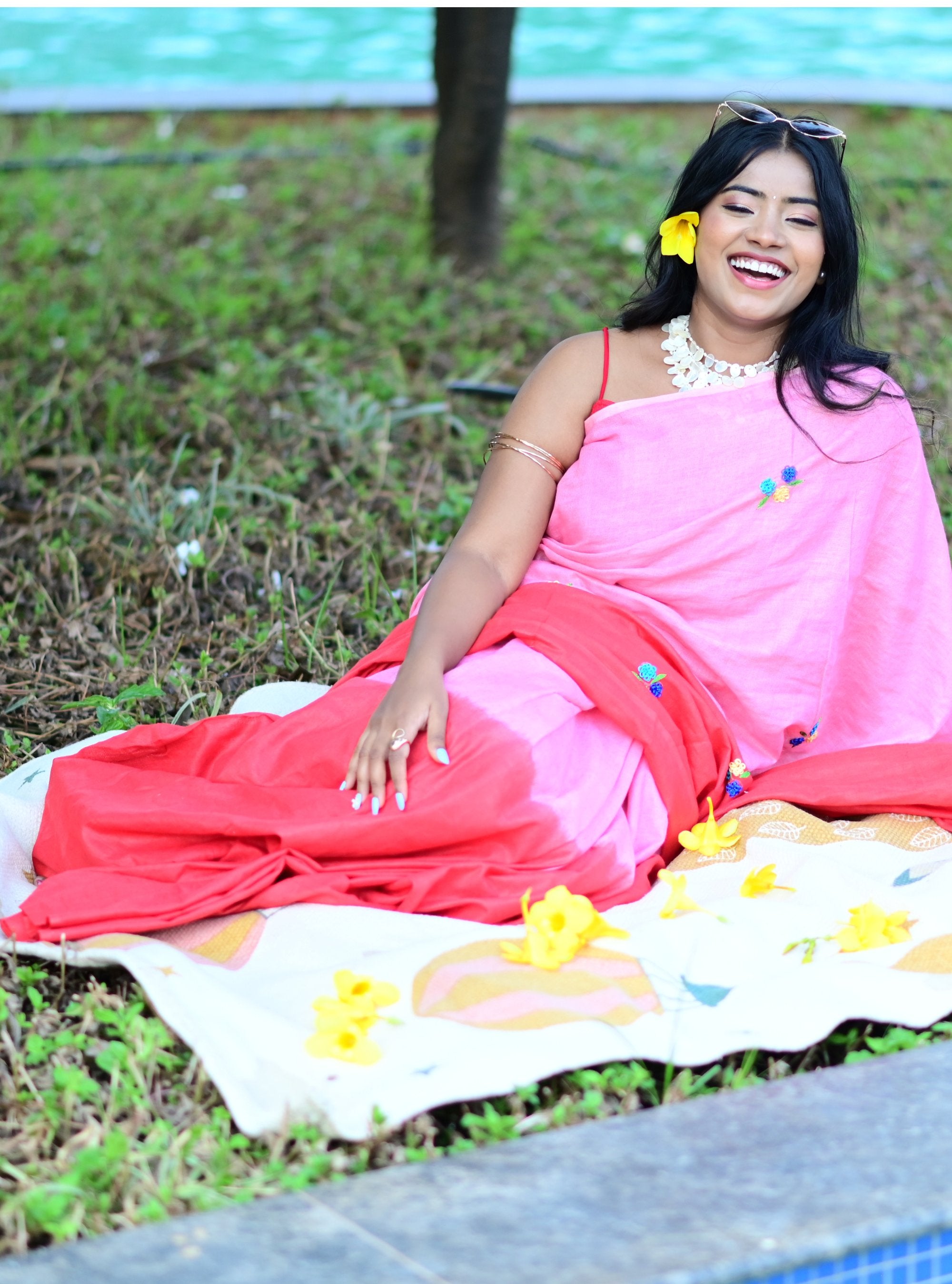 Aanya Hand-embroidered Ombre Linen Saree
