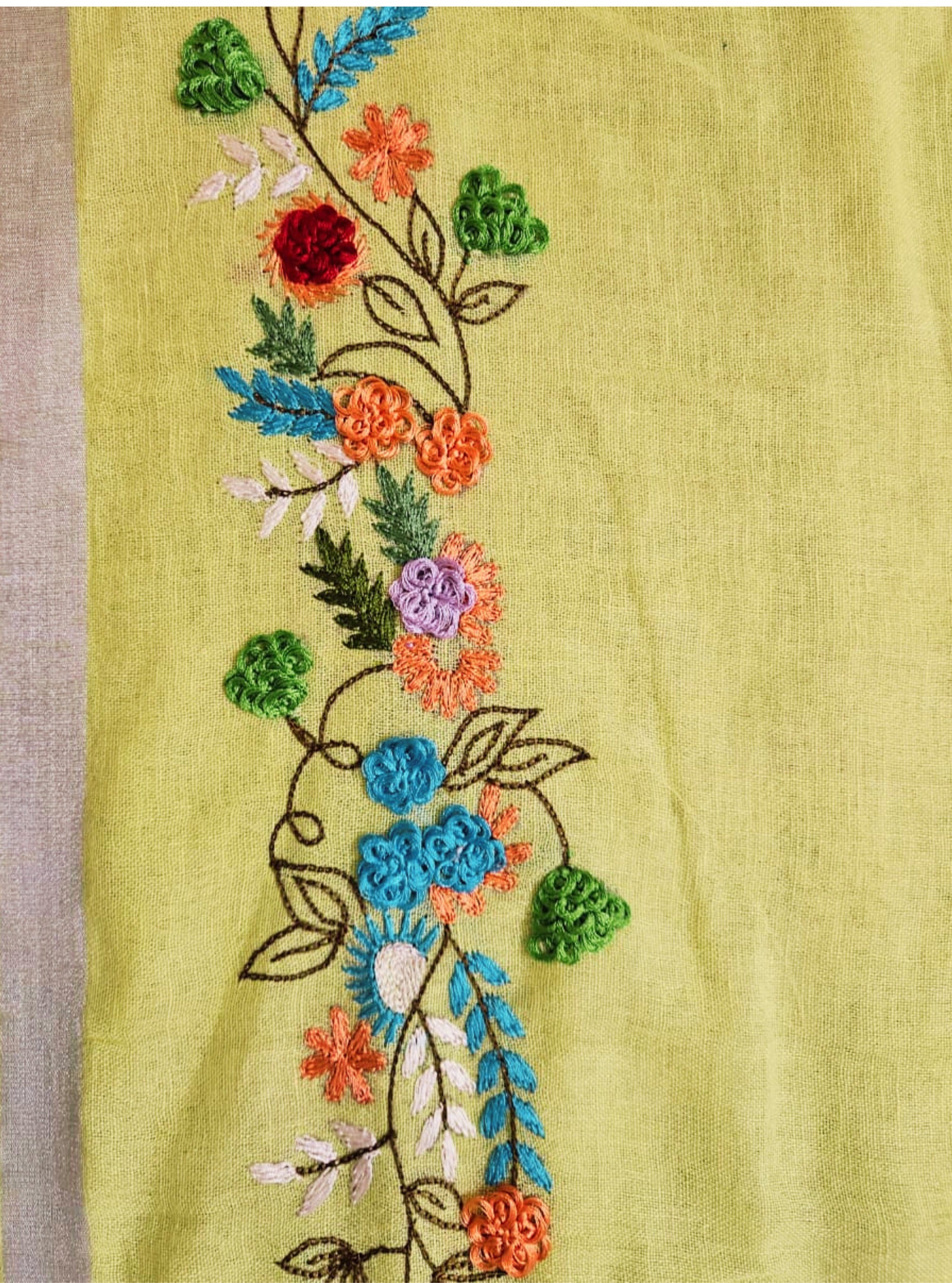 Masakali Lime Yellow Linen Saree