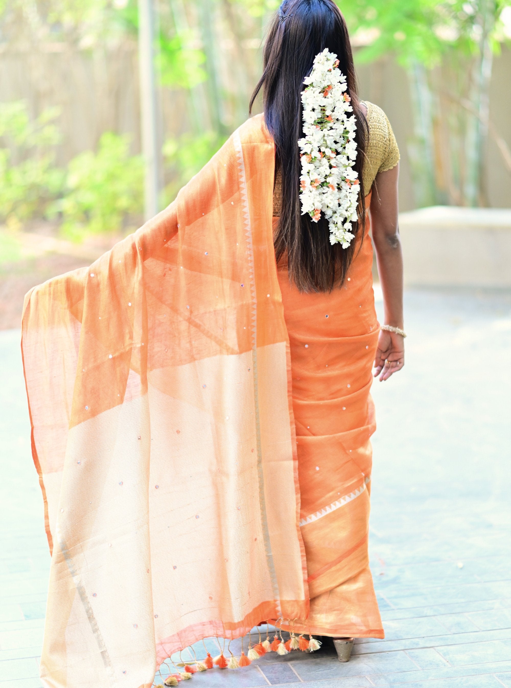 Kavya Mirror-work Zari Linen Saree