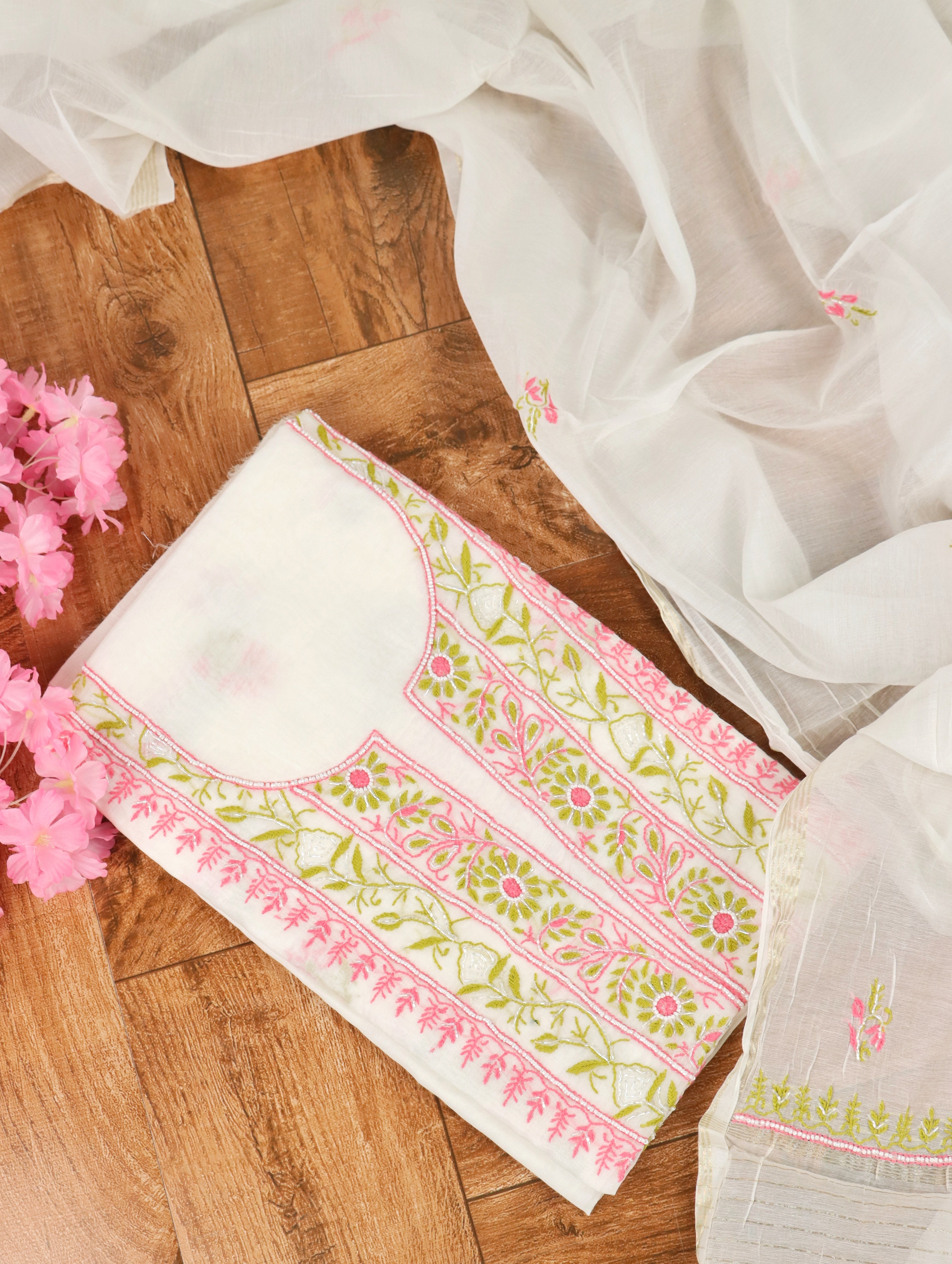 Tara Chikankari Suit Set